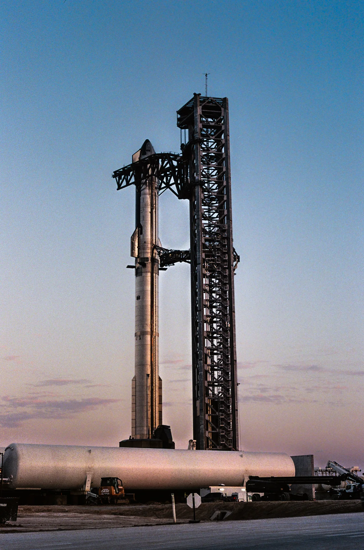 STARBASE FILM - photo 47 of 156