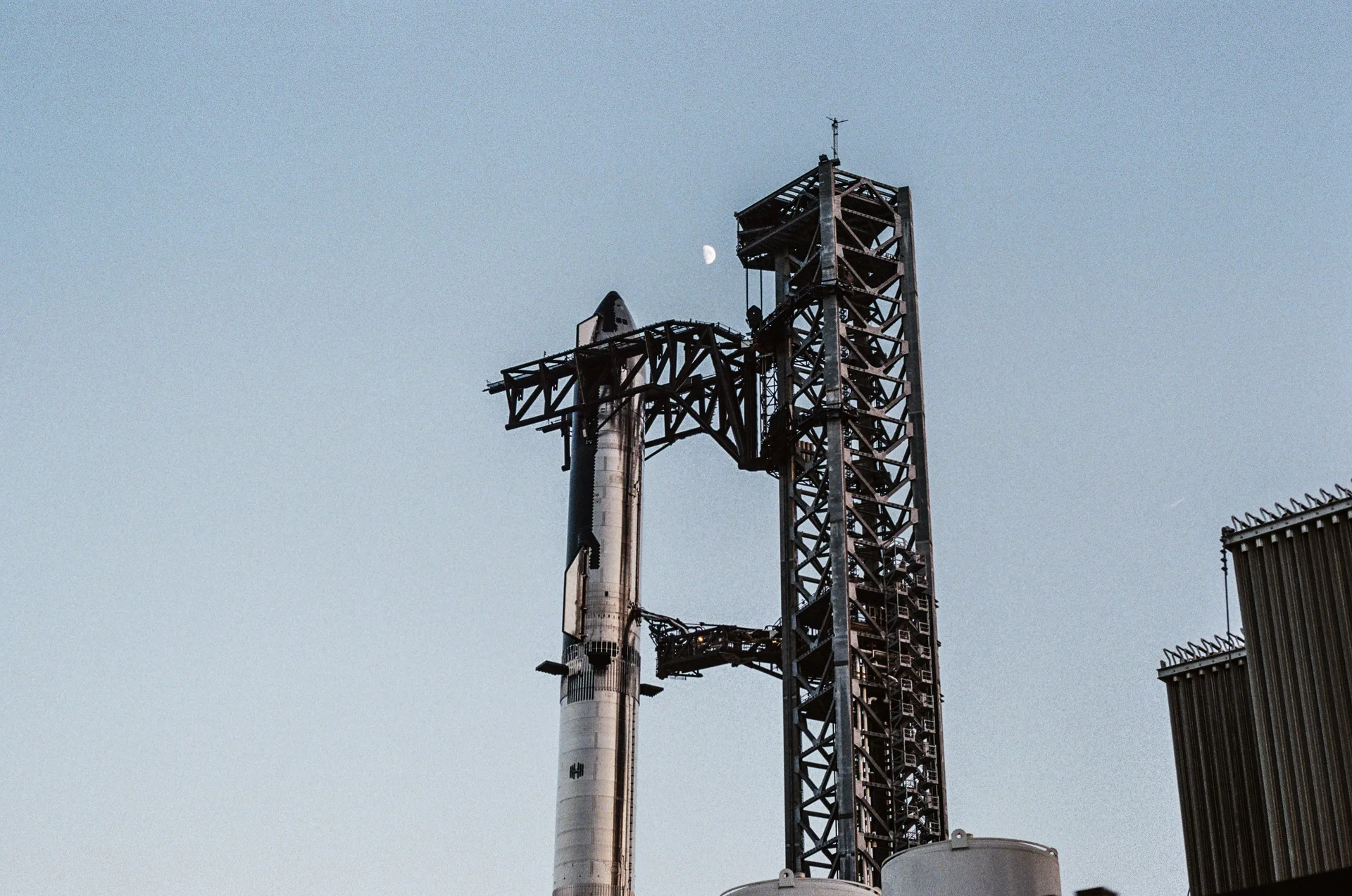 STARBASE FILM - photo 54 of 156