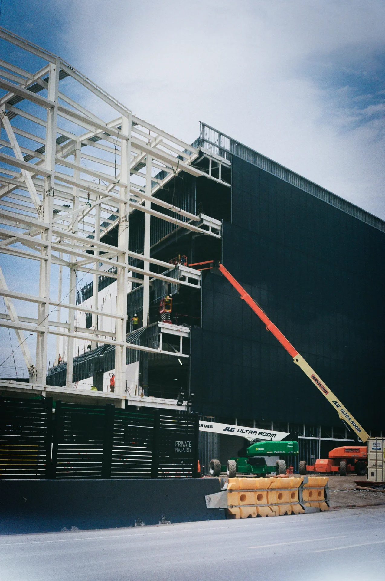 STARBASE FILM - photo 59 of 156