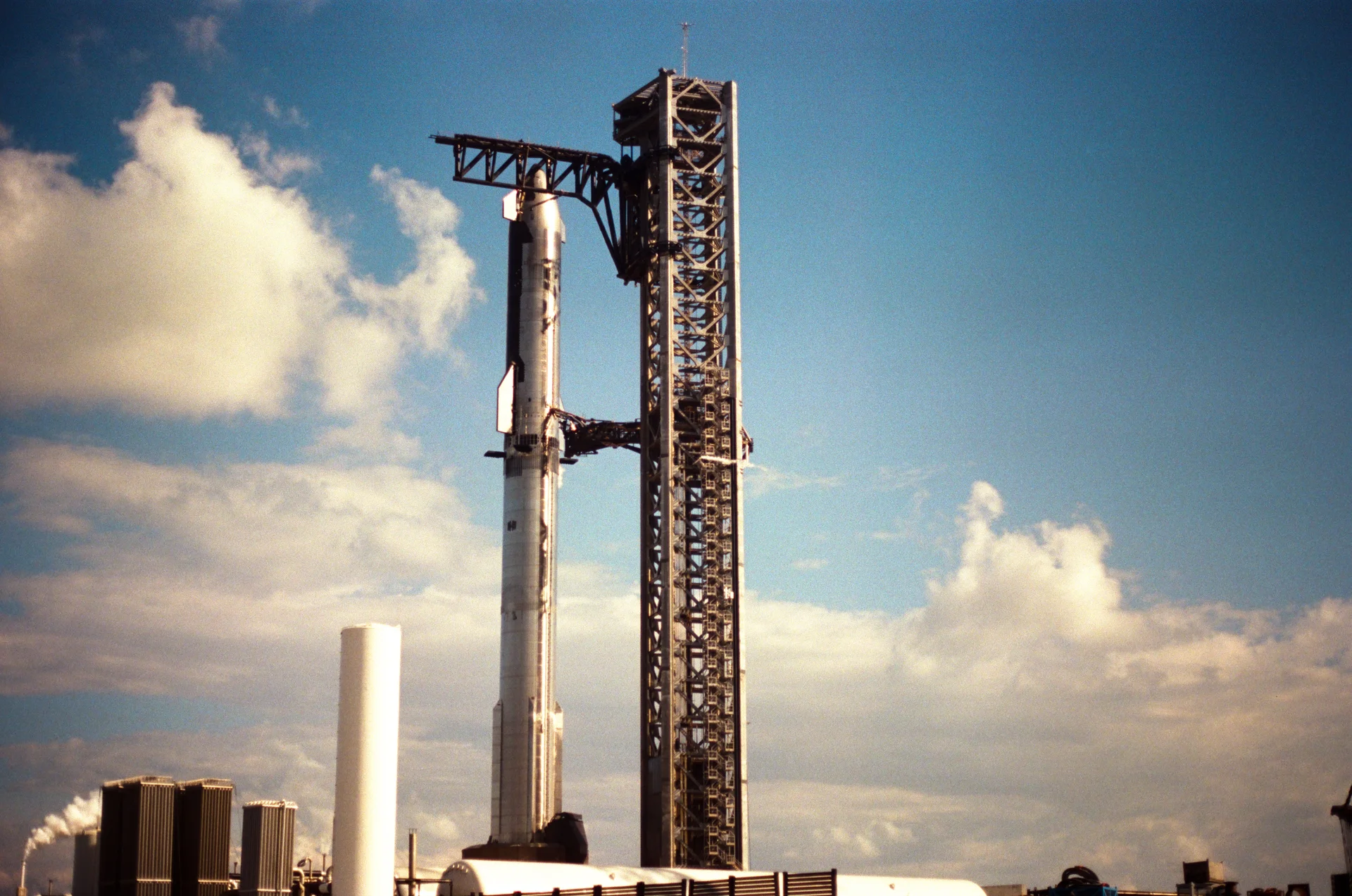 STARBASE FILM - photo 148 of 156